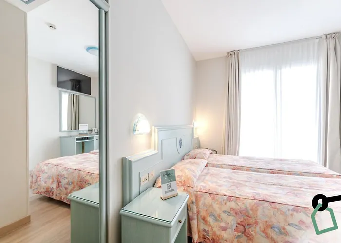 Hotiday Collection - Lido מלון