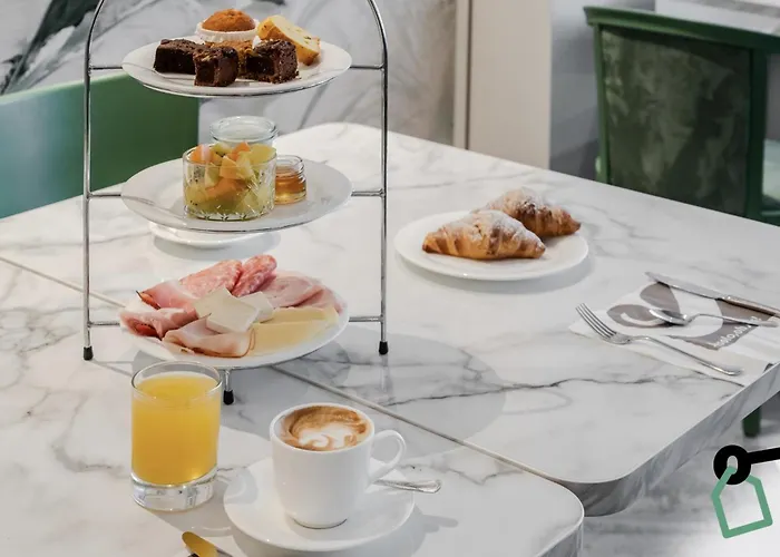 מלון Hotiday Collection - Lido 4*