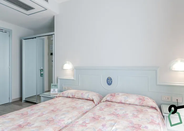 Hotiday Collection - Lido מלון לידו די ג'סולו