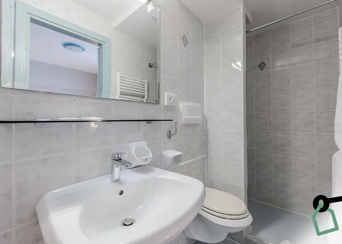 Hotiday Collection - Lido 4*