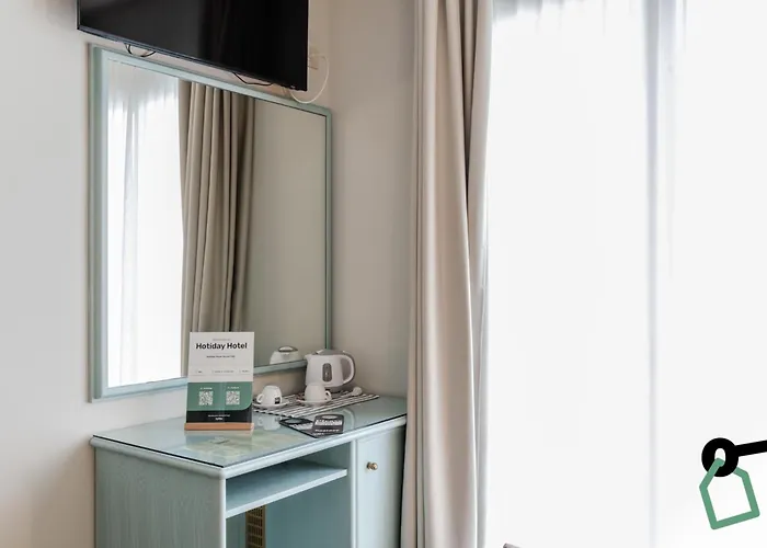 Hotiday Collection - Lido מלון